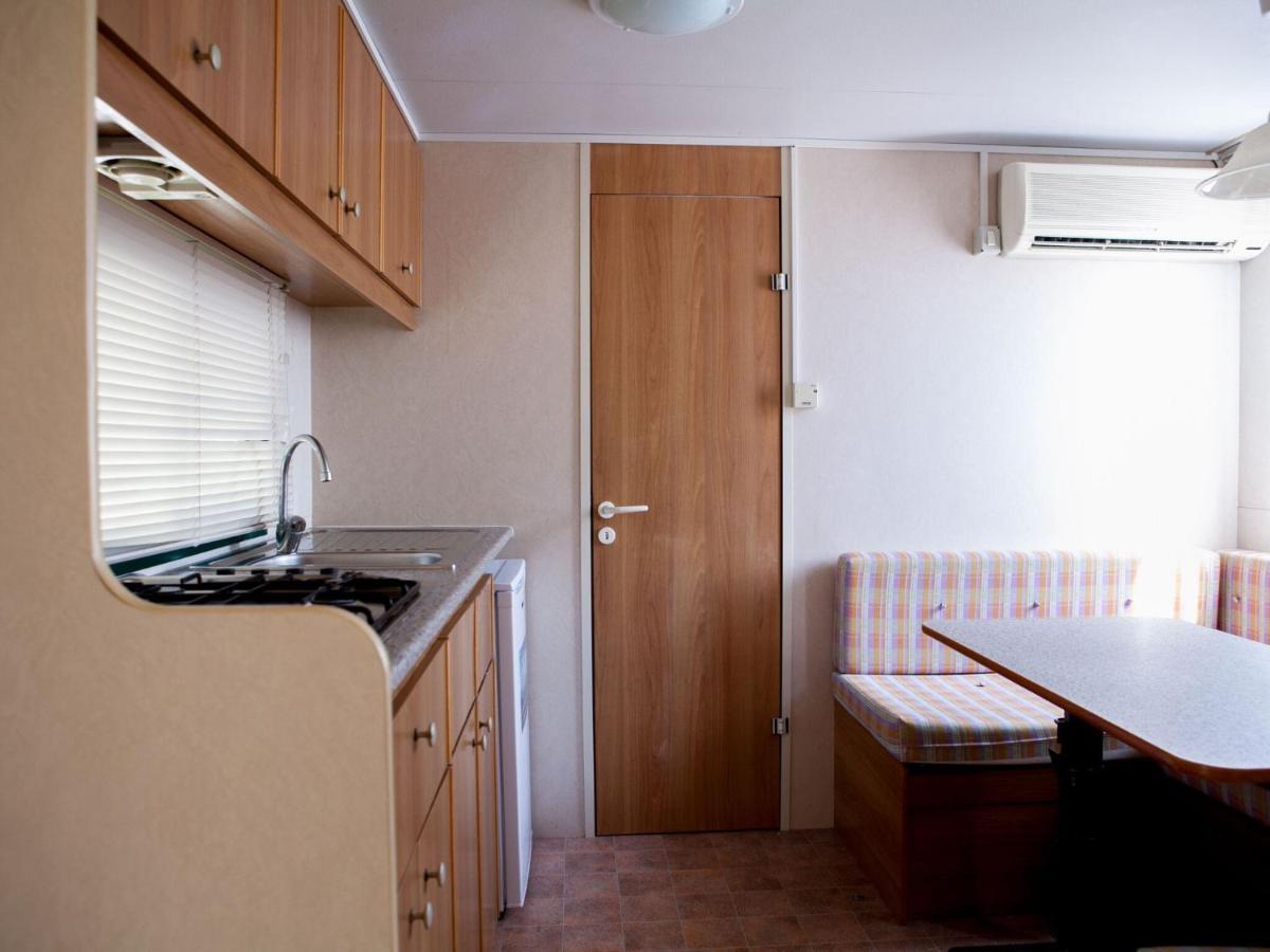 Mobile Home In Cavallino-Treporti With Terrace Exterior foto